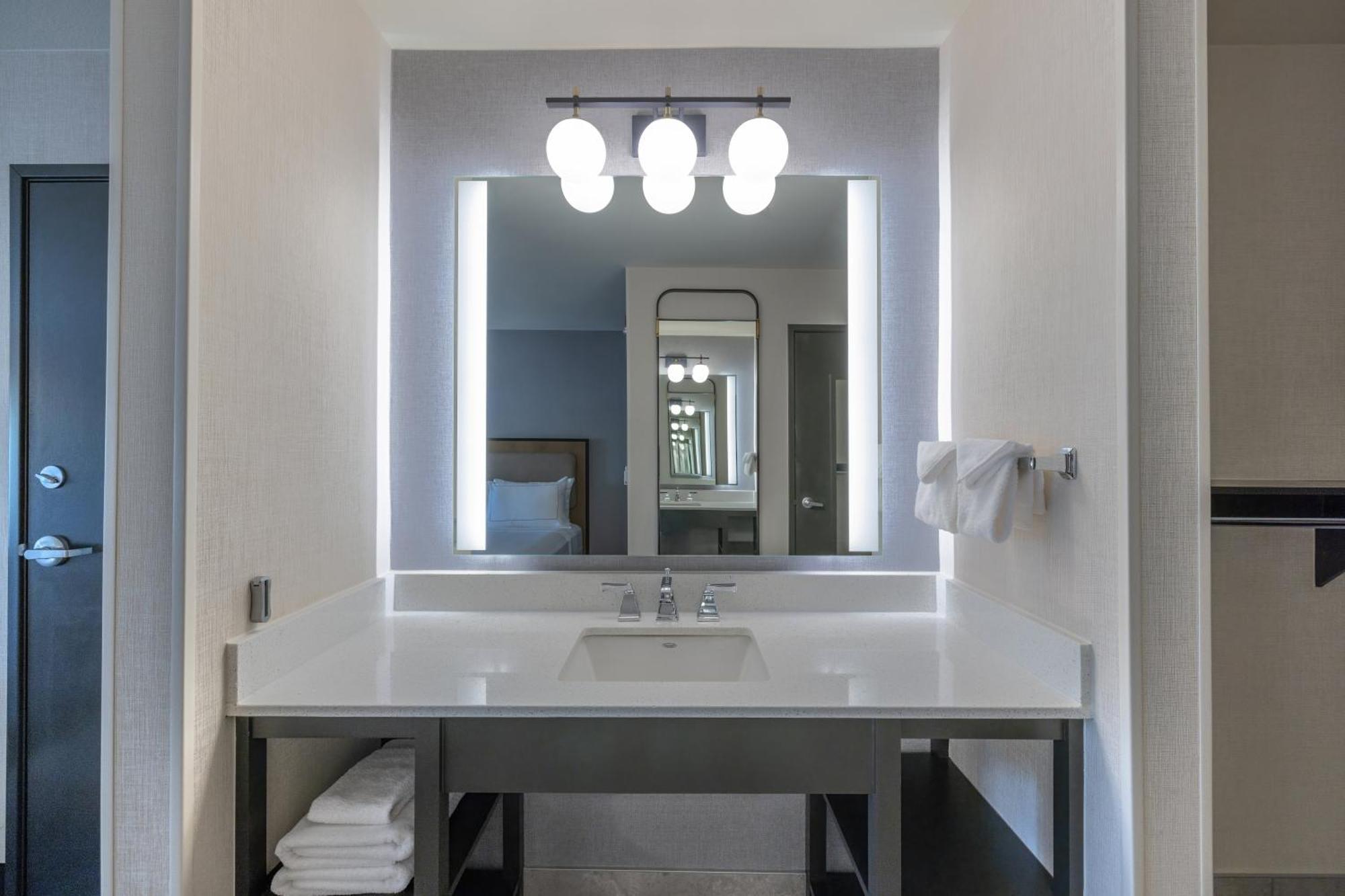 The Newberry Hotel Bend, Tapestry Collection By Hilton Exteriör bild